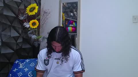 Nazper online show from January 5, 2025, 2:52 pm