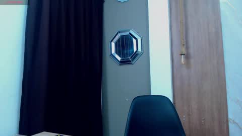 Snapshot of nazper_ chatting on April 21, 2026, 4:52 am Nazper online show from April 21, 2026, 4:52 am