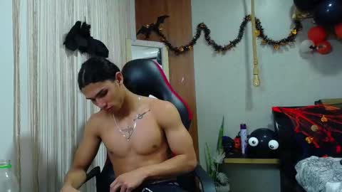 NAZPER online show from October 26, 2025, 9:42 pm