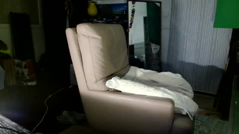 Snapshot of ndulgenetfun chatting on January 11, 2025, 9:57 am Hi Im CJ online show from January 11, 2025, 9:57 am