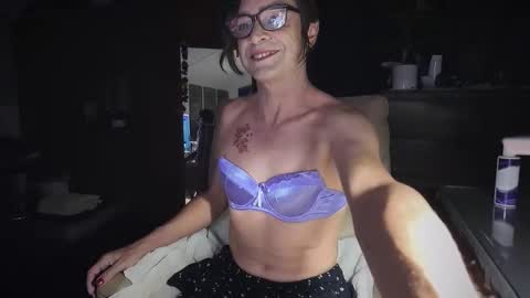 Snapshot of ndulgenetfun chatting on February 21, 2026, 9:32 am Hi Im CJ online show from February 21, 2026, 9:32 am