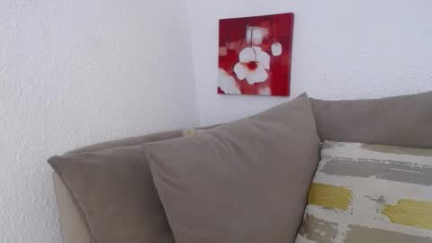 NEBULA LUX online show from December 19, 2025, 12:23 pm