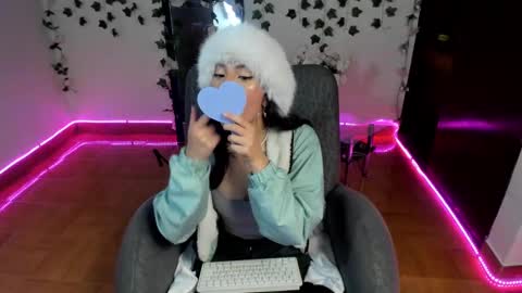 Snapshot of nebulosa_26 chatting on March 8, 2025, 6:37 pm Nebula online show from March 8, 2025, 6:37 pm