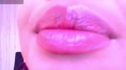 Esmeralda online show from July 18, 2026, 1:59 pm