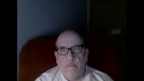 Snapshot of needlesslove chatting on December 19, 2025, 1:56 am Tom online show from December 19, 2025, 1:56 am