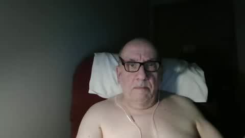 Snapshot of needlesslove chatting on March 5, 2026, 2:07 am Tom online show from March 5, 2026, 2:07 am