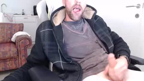 needyoujust online show from September 21, 2025, 10:55 pm