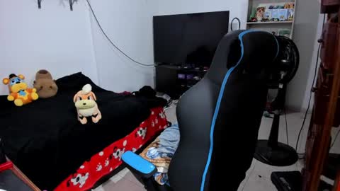Geek Nicole    im Neeko UwU online show from June 23, 2026, 10:02 am