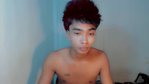 neil_asian69 online show from November 16, 2025, 11:27 am