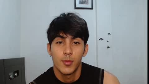 Snapshot of neithanzyn chatting on January 10, 2025, 7:32 pm Neithanzyn online show from January 10, 2025, 7:32 pm