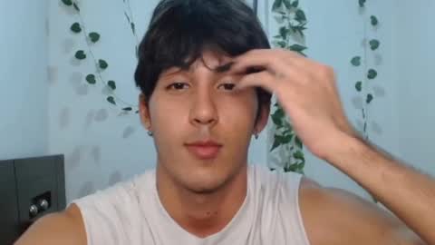 Snapshot of neithanzyn chatting on February 4, 2025, 8:17 pm Neithanzyn online show from February 4, 2025, 8:17 pm