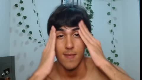 Snapshot of neithanzyn chatting on February 15, 2025, 10:42 pm Neithanzyn online show from February 15, 2025, 10:42 pm