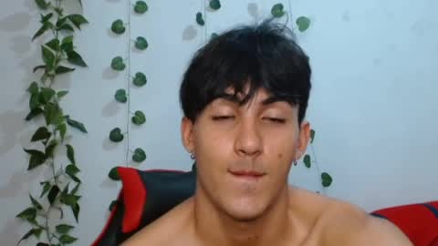 Snapshot of neithanzyn chatting on February 26, 2025, 10:42 pm Neithanzyn online show from February 26, 2025, 10:42 pm