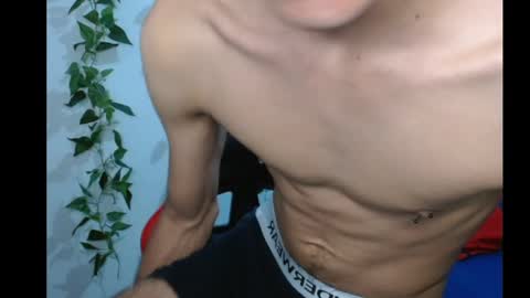 Snapshot of neithanzyn chatting on March 2, 2025, 7:56 pm Neithanzyn online show from March 2, 2025, 7:56 pm