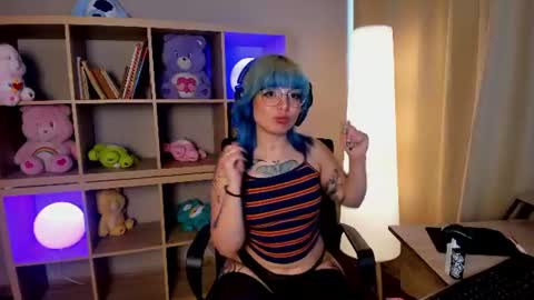 Snapshot of neko_mochi chatting on July 24, 2026, 1:20 pm Neko Mochi online show from July 24, 2026, 1:20 pm