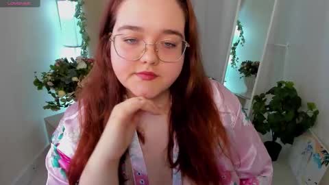 neko_moor online show from September 13, 2025, 8:41 pm