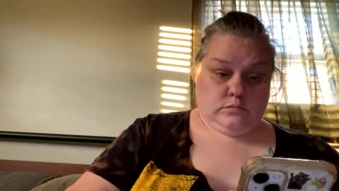 Snapshot of nellatlas chatting on December 1, 2024, 9:59 pm Nellie Atlas online show from December 1, 2024, 9:59 pm