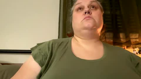 Snapshot of nellatlas chatting on December 9, 2024, 3:18 am Nellie Atlas online show from December 9, 2024, 3:18 am