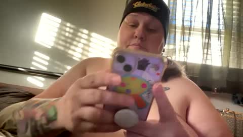 Snapshot of nellatlas chatting on December 21, 2024, 9:15 pm Nellie Atlas online show from December 21, 2024, 9:15 pm