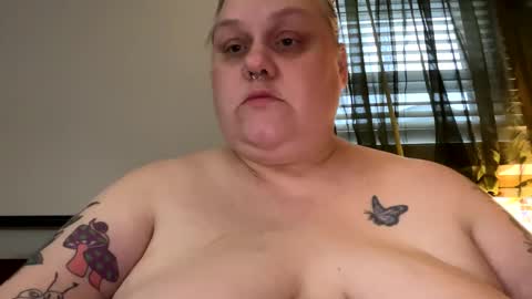 Nellie Atlas online show from March 26, 2026, 10:48 pm