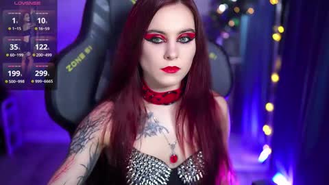    online show from December 4, 2025, 2:48 pm