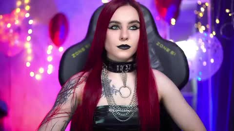 Snapshot of nelle_ chatting on May 18, 2026, 4:07 am online show from May 18, 2026, 4:07 am