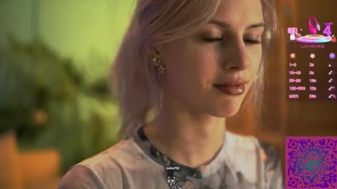 Snapshot of nelly_carroll chatting on September 17, 2025, 9:49 pm I am Nelly3 online show from September 17, 2025, 9:49 pm