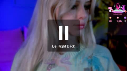 Snapshot of nelly_carroll chatting on October 6, 2025, 10:07 pm I am Nelly3 online show from October 6, 2025, 10:07 pm