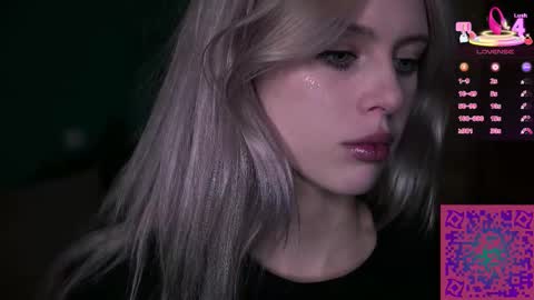 Snapshot of nelly_carroll chatting on October 19, 2025, 1:39 am I am Nelly3 online show from October 19, 2025, 1:39 am