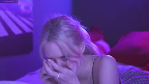 Snapshot of nelly_carroll chatting on October 28, 2025, 2:37 am I am Nelly3 online show from October 28, 2025, 2:37 am