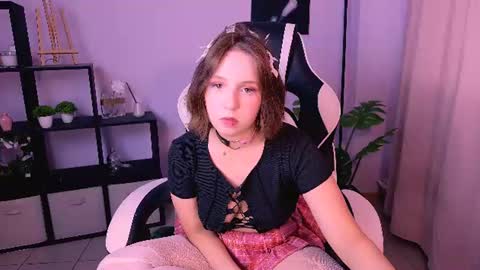 nellydrew online show from July 26, 2026, 9:16 am