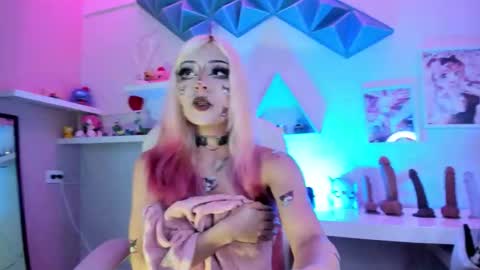 Snapshot of nemesis_castel_ chatting on March 29, 2026, 4:07 pm Nemesis online show from March 29, 2026, 4:07 pm