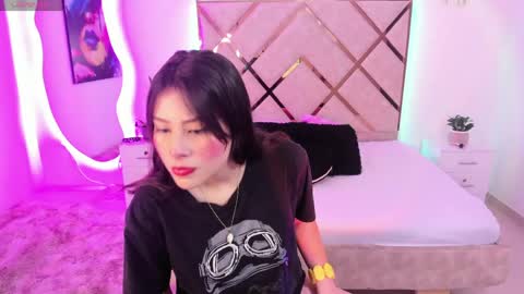 nenaarisk online show from April 4, 2026, 1:52 pm