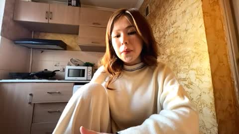 Ester online show from March 18, 2026, 12:19 pm