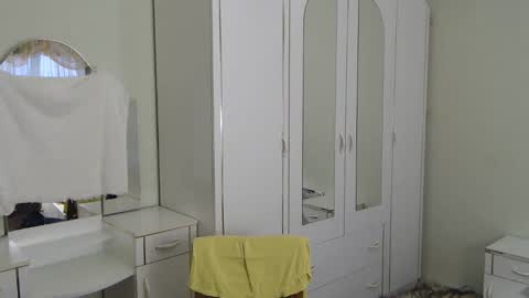 Snapshot of nenvol1 chatting on January 17, 2025, 1:13 pm better ask online show from January 17, 2025, 1:13 pm