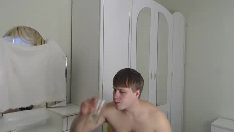 Snapshot of nenvol1 chatting on February 25, 2025, 3:05 pm better ask online show from February 25, 2025, 3:05 pm