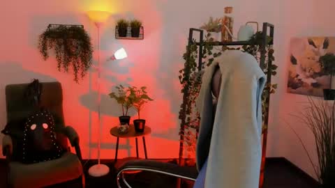 Neo Geisha online show from May 11, 2026, 1:06 pm