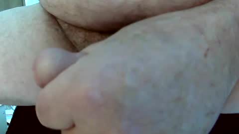 neohiom4f online show from December 17, 2024, 3:17 pm