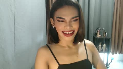 neomi online show from June 8, 2026, 7:47 pm