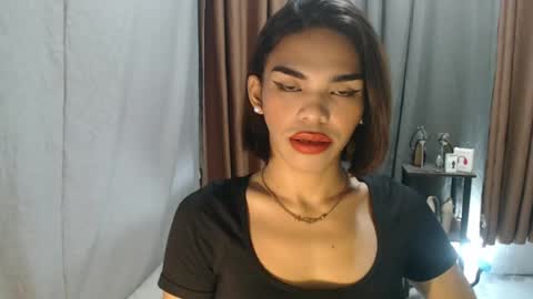 neomi online show from July 17, 2026, 7:41 pm