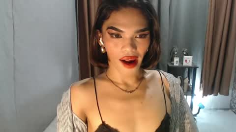 neomi online show from July 25, 2026, 11:13 pm