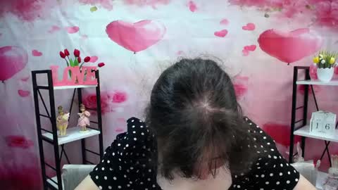 NeonilaLisova online show from April 16, 2026, 5:41 am