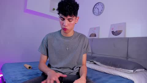  NeoRaptis  jhonatan  online show from December 11, 2024, 8:07 pm