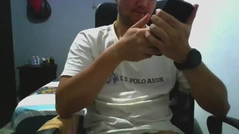 Snapshot of nerdxxx94 chatting on June 21, 2026, 4:26 am MrBull online show from June 21, 2026, 4:26 am