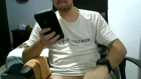 Snapshot of nerdxxx94 chatting on June 25, 2026, 5:12 am MrBull online show from June 25, 2026, 5:12 am