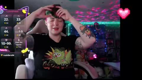 Snapshot of nerdy_squirty chatting on May 25, 2026, 4:51 am NerdySquirty online show from May 25, 2026, 4:51 am