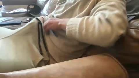 Snapshot of nerdyboi22 chatting on February 22, 2025, 7:47 pm nerdyboi22 online show from February 22, 2025, 7:47 pm