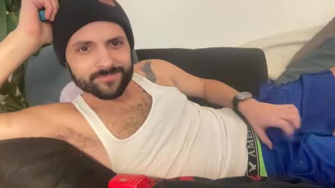 Snapshot of nerdynutstorm chatting on September 24, 2025, 9:29 pm nerdynutstorm online show from September 24, 2025, 9:29 pm