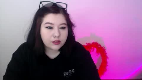 Snapshot of nereia chatting on March 4, 2026, 8:31 am nereia online show from March 4, 2026, 8:31 am