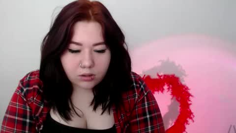 Snapshot of nereia chatting on May 5, 2026, 7:27 am nereia online show from May 5, 2026, 7:27 am